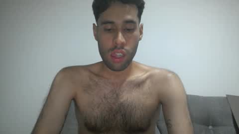 Snapshot of throwawayyourgun chatting on September 2025 06:57:01 PM Luka online show from September 2025 06:57:01 PM