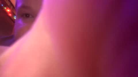 thunderbird2696 online show from December 2025 04:32:01 AM