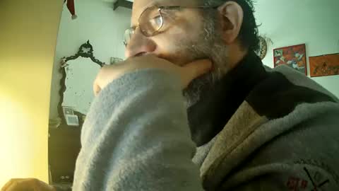 Snapshot of thunderflash73 chatting on February 2025 10:51:02 AM Little Wolf online show from February 2025 10:51:02 AM