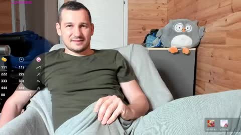 Snapshot of thyleo chatting on May 2026 10:42:01 AM bigsshark online show from May 2026 10:42:01 AM
