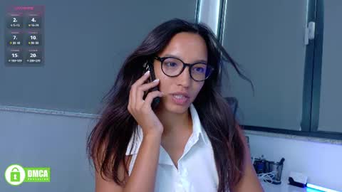 tia_j online show from July 2026 03:32:01 PM