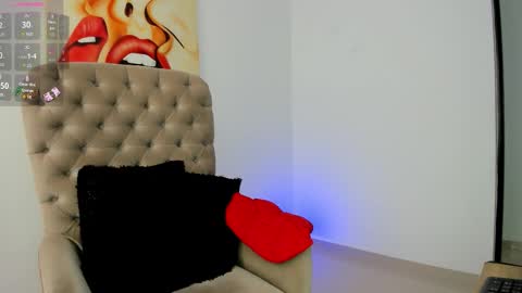 carolina online show from November 2025 09:02:02 PM