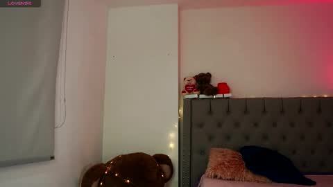 TATIANA online show from November 2025 02:06:01 AM