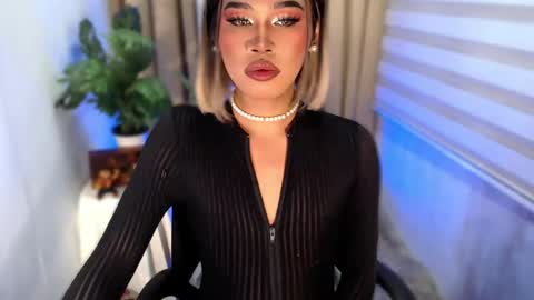 Sam online show from December 2025 05:11:02 PM