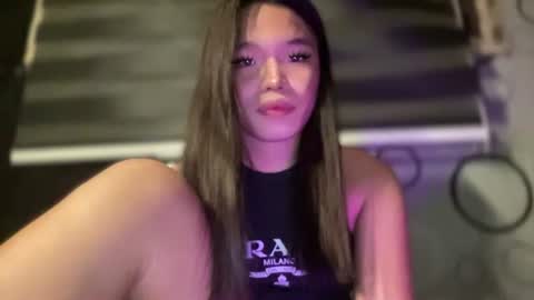 Ms. Tiara online show from December 2025 12:43:02 PM