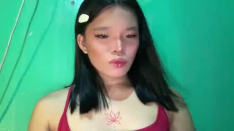 Snapshot of tiaragodhere chatting on May 2026 11:43:01 PM Ms. Tiara online show from May 2026 11:43:01 PM