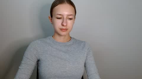 Snapshot of tiarasmile chatting on July 2026 11:57:02 AM Tiara online show from July 2026 11:57:02 AM
