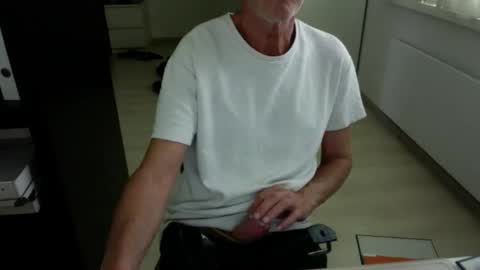 tiburzio online show from September 2025 12:27:01 PM