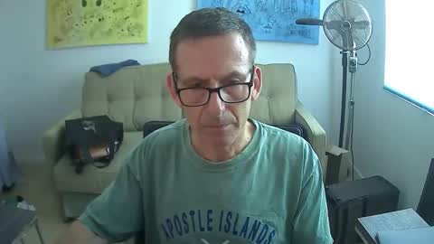JustMe online show from April 2026 07:53:02 PM