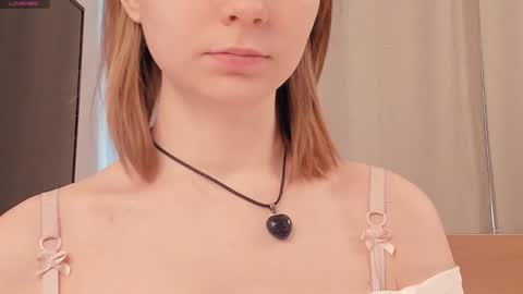 Lily online show from March 2026 08:32:02 AM