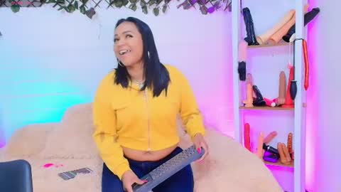 Tifanny Nails  online show from June 2026 06:52:01 PM