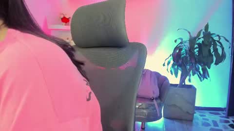 Snapshot of tifanywhite1_ chatting on July 2026 04:06:02 AM online show from July 2026 04:06:02 AM