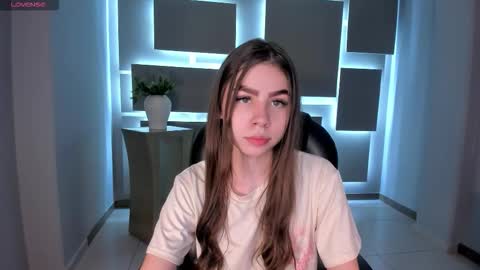 Tiffanny Sins online show from November 2025 03:39:02 AM