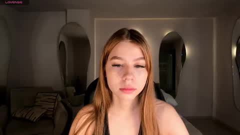 Tiffanny Sins online show from April 2026 05:12:02 PM