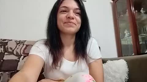 Tiffany online show from January 2025 06:50:01 PM