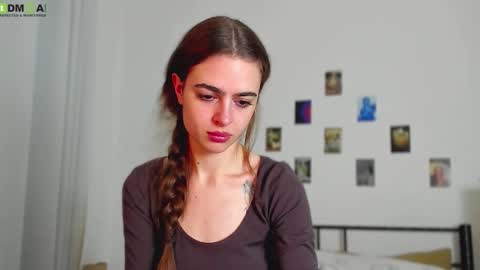 tiffany online show from November 2025 11:48:01 PM