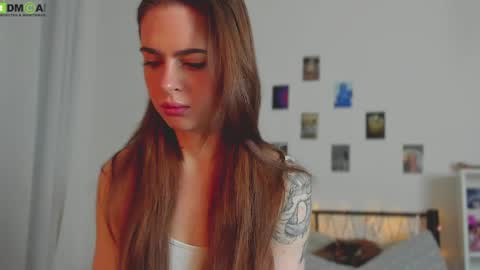 tiffany online show from April 2026 10:33:02 PM