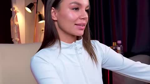 Tiffany online show from January 2026 11:47:02 AM