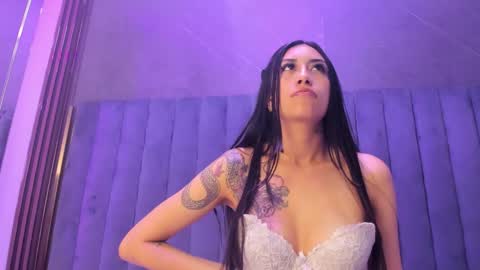 TiffanyDream8 online show from February 2026 10:26:01 PM