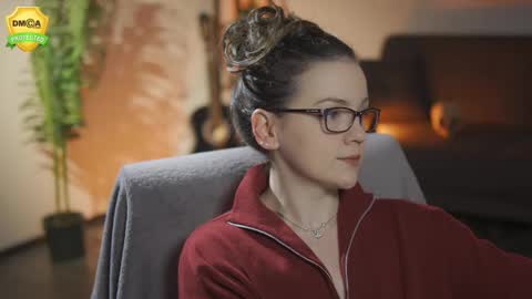 tiffanyriox online show from February 2026 01:24:02 AM