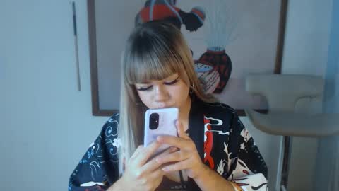 Snapshot of tiffanysutton chatting on September 2025 12:18:01 PM tiffanysutton online show from September 2025 12:18:01 PM