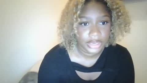 Tiffany online show from September 2025 05:53:02 AM