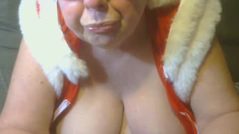 Snapshot of tight_kitty55 chatting on December 2024 02:39:01 AM tight Kitty55 online show from December 2024 02:39:01 AM