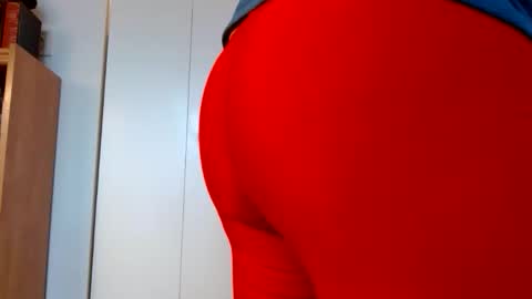 Tightshortsspank online show from November 2025 08:44:01 PM