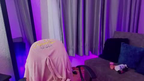 tiinajonus_ online show from March 2026 04:18:02 AM