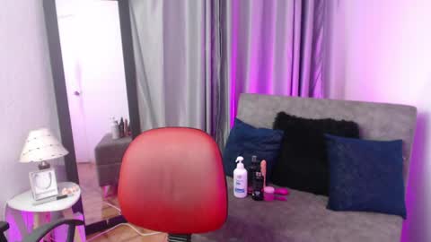 Snapshot of tiinajonus_ chatting on May 2026 04:29:02 AM tiinajonus_ online show from May 2026 04:29:02 AM