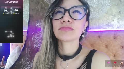 TILA TEQUILA online show from March 2025 04:03:02 PM