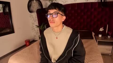 Tim Fox online show from November 2025 12:11:01 PM