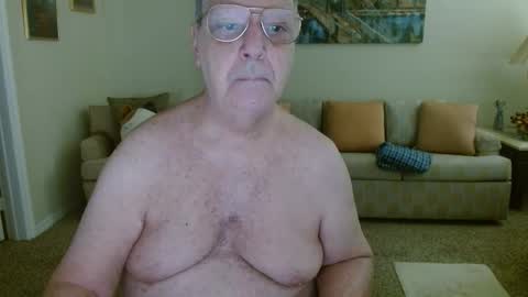 timealone120000 online show from December 2025 06:34:01 PM