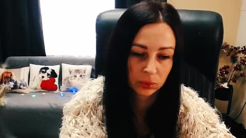 Luisa online show from September 2025 08:07:01 AM