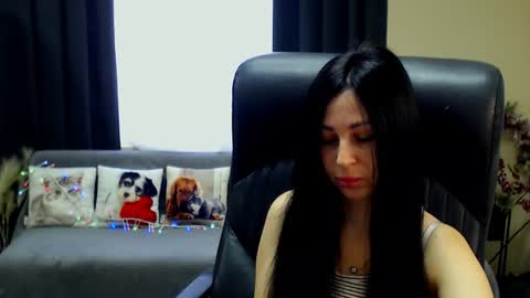 Luisa online show from June 2026 07:50:02 AM