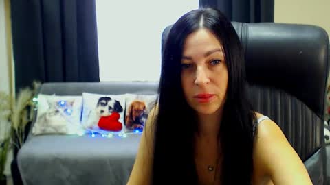 Luisa online show from August 2026 08:06:01 AM