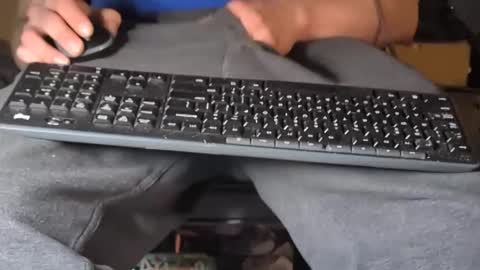 TKChiNorth online show from December 2025 05:34:01 AM