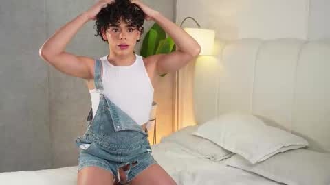 timmyshy online show from February 2026 05:23:01 AM