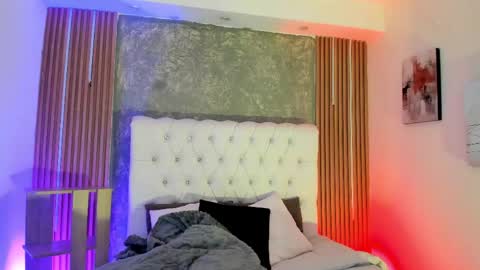 Timothy 21 years old online show from June 2026 09:05:02 PM