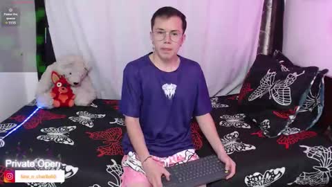 Tina N Charlie online show from September 2025 12:37:02 PM