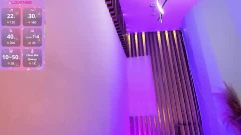 Tina  online show from December 2025 05:16:01 AM