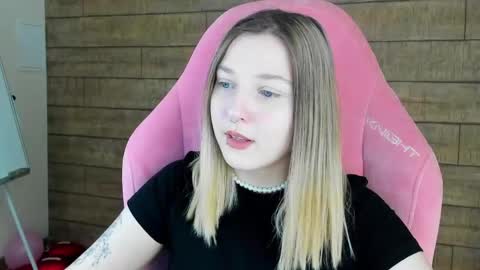 TinaBurton online show from April 2026 04:30:02 PM