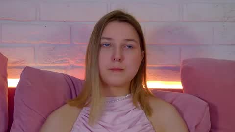 TinaBurton online show from April 2026 04:42:02 PM