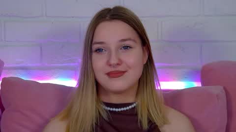 TinaBurton online show from April 2026 04:38:02 PM