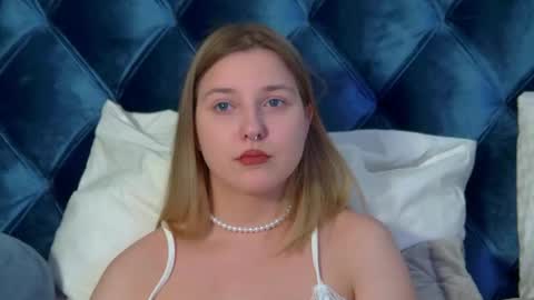 TinaBurton online show from April 2026 04:55:01 PM