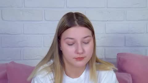 TinaBurton online show from May 2026 04:24:02 PM