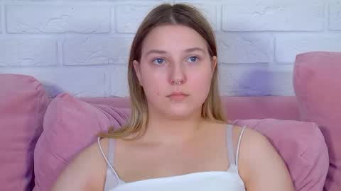 TinaBurton online show from May 2026 01:56:01 AM