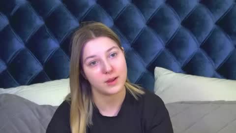 TinaBurton online show from May 2026 04:35:02 PM