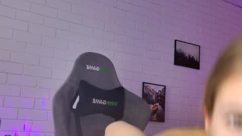 Tina Davil online show from February 2026 09:16:01 AM