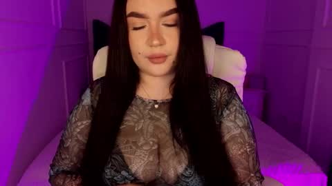 hi im curvy babyface girlie Tina online show from March 2026 08:26:33 AM